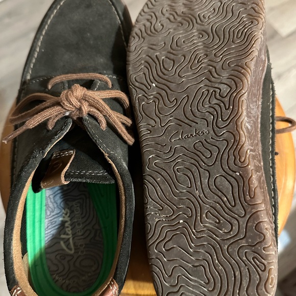 Clarks Hodson Moc Olive Suede Men's Size 10 - Picture 7 of 9